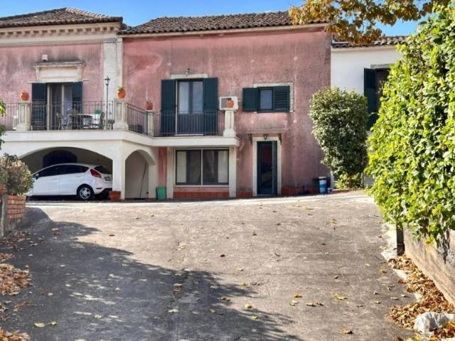 Villa in vendita a San Gregorio di Catania CT