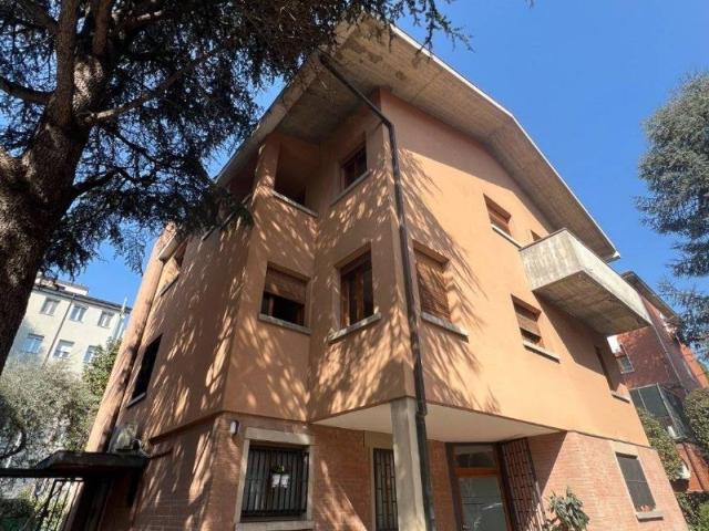 Villa in vendita a San Lazzaro di Savena BO