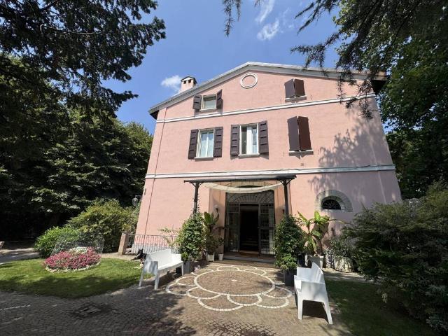 Villa in vendita a San Lazzaro di Savena BO