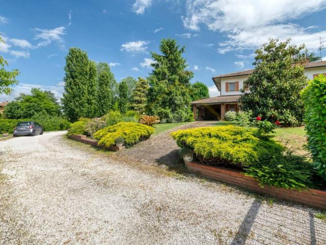 Villa in vendita a San Lazzaro di Savena BO
