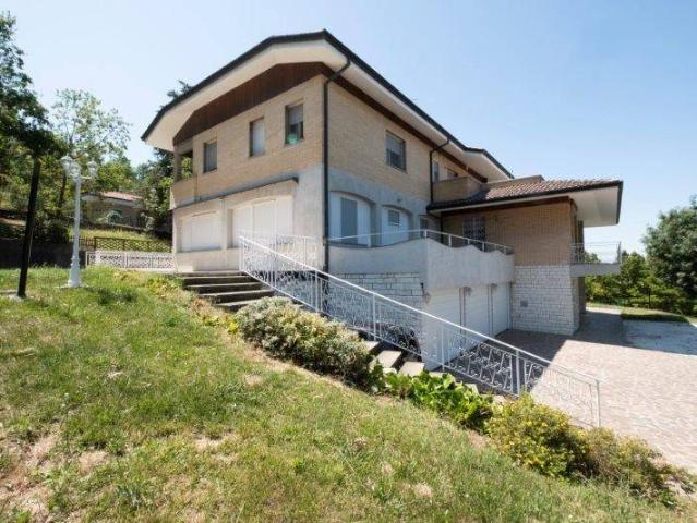 Villa in vendita a San Lazzaro di Savena BO