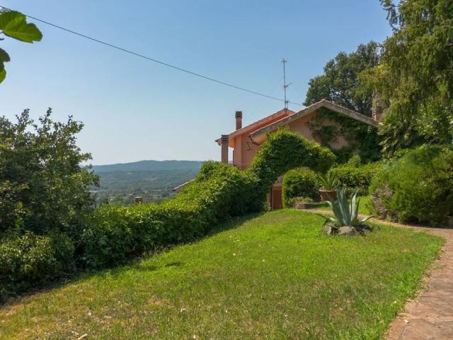 Villa in vendita a San Lorenzo Nuovo VT