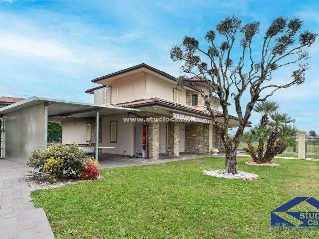 Villa in vendita a San Paolo d'Argon BG
