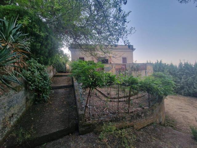 Villa in vendita a San Piero Patti ME