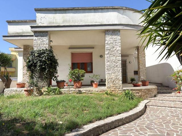 Villa in vendita a San Pietro Vernotico BR