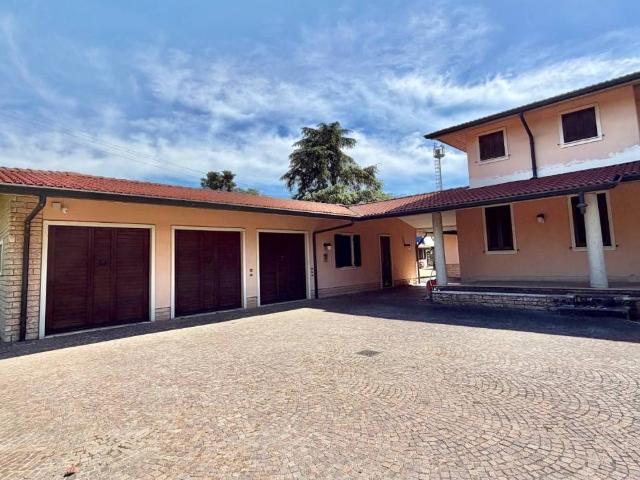Villa in vendita a San Pietro di Morubio VR