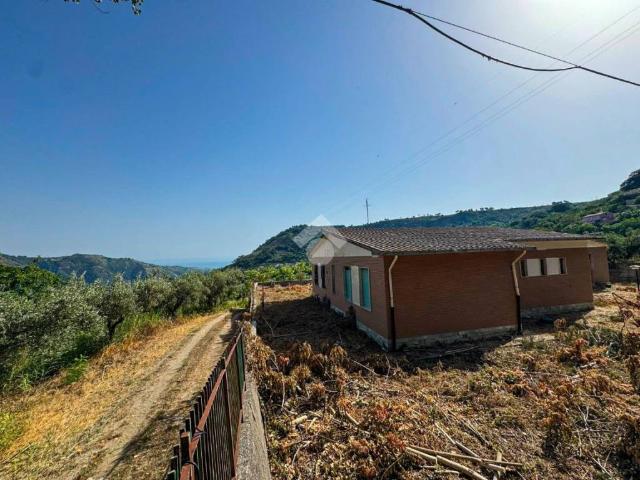 Villa in vendita a San Pietro in Amantea CS