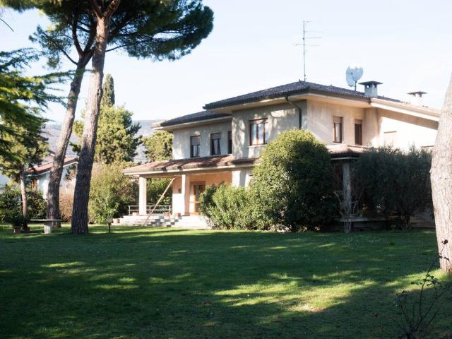 Villa in vendita a San Pietro in Cariano VR