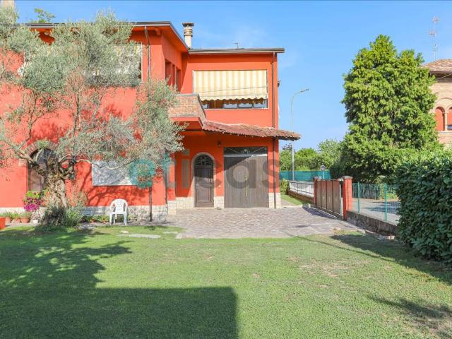 Villa in vendita a San Pietro in Cerro PC