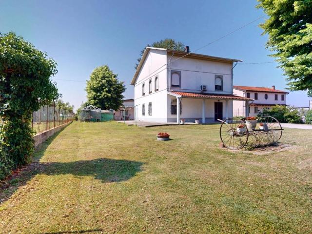Villa in vendita a San Possidonio MO