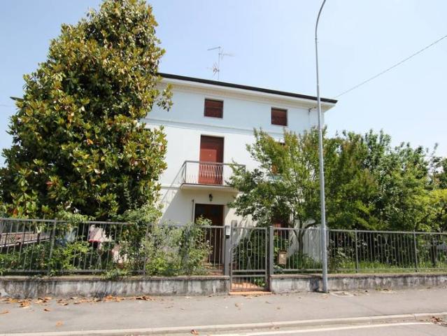 Villa in vendita a San Possidonio MO