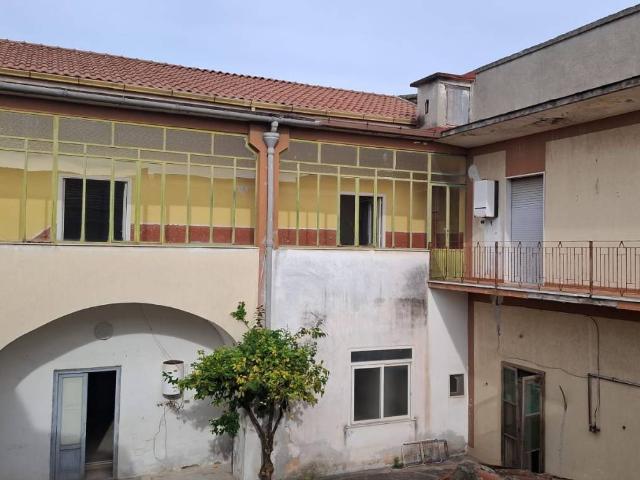Villa in vendita a San Prisco CE