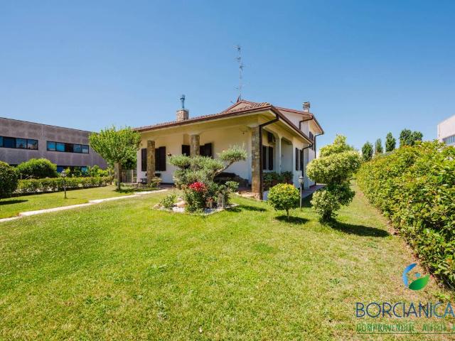 Villa in vendita a San Prospero MO