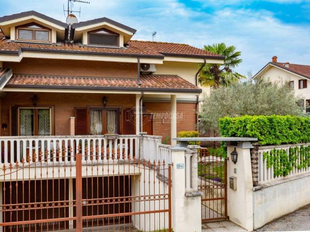 Villa in vendita a San Raffaele Cimena TO