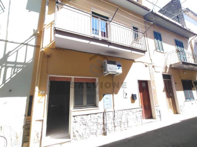 Villa in vendita a San Salvatore Telesino BN