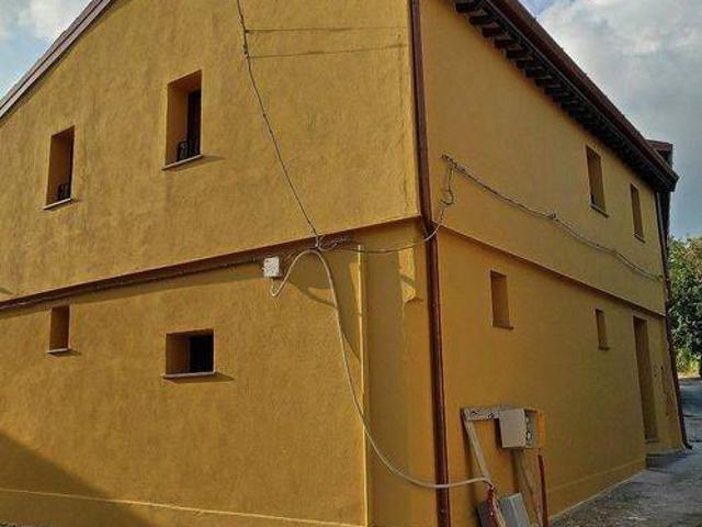 Villa in vendita a San Severino Marche MC