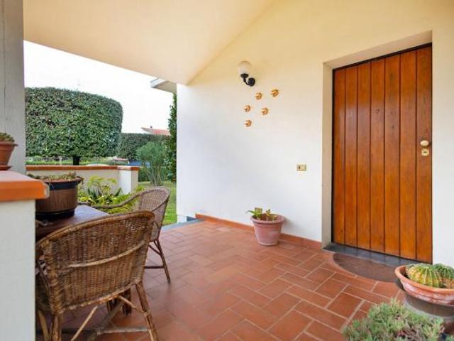 Villa in vendita a San Sisto Al Pino Cascina 150 mq Rif: 1377926