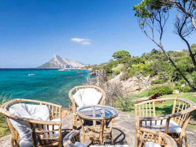 Villa in vendita a San Teodoro