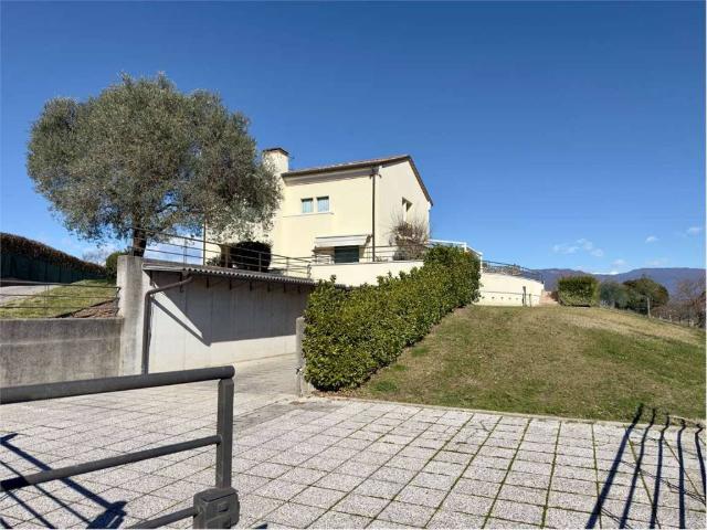 Villa in vendita a San Vendemiano TV