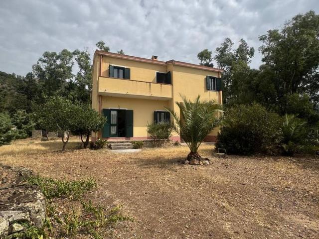 Villa in vendita a San Vito CA