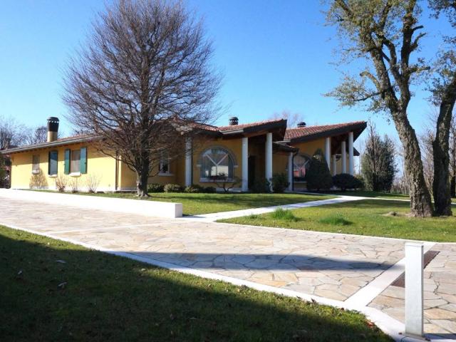 Villa in vendita a San Vito al Tagliamento PN