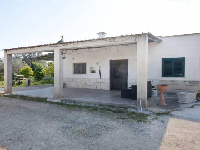 Villa in vendita a San Vito dei Normanni BR