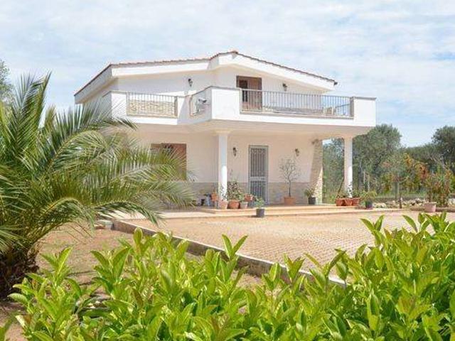 Villa in vendita a San Vito dei Normanni BR