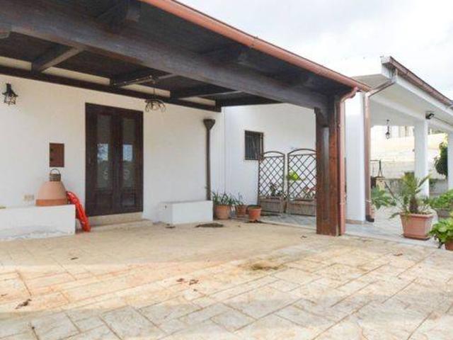Villa in vendita a San Vito dei Normanni BR