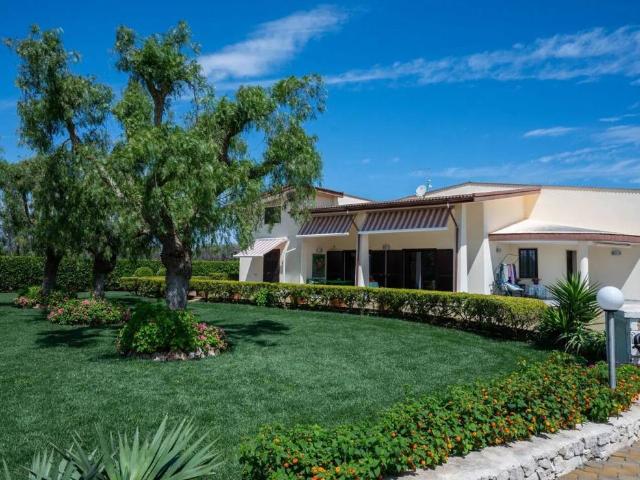 Villa in vendita a San Vito dei Normanni BR