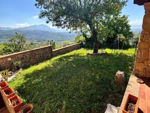 Villa in vendita a San Vito Romano RM