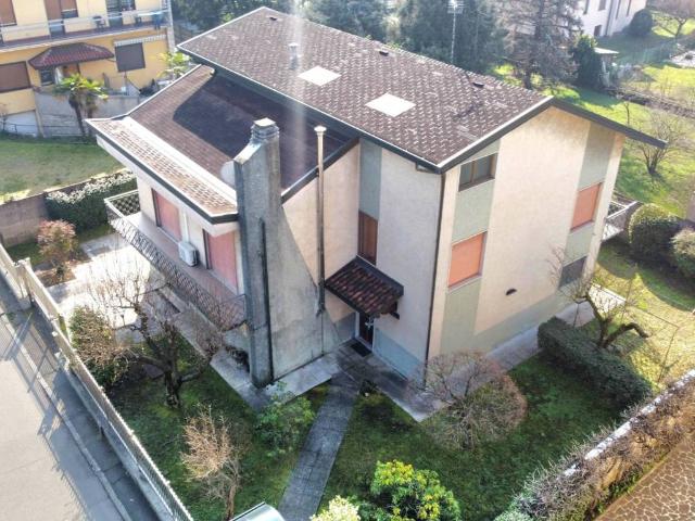Villa in vendita a San Vittore Olona MI