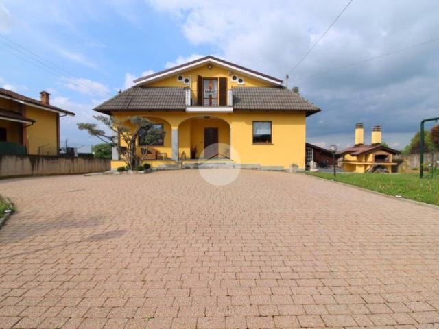 Villa in vendita a Sanfrè CN
