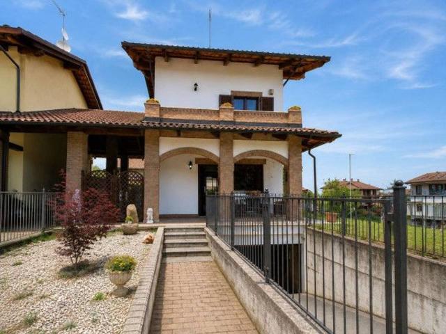 Villa in vendita a Sanfre'