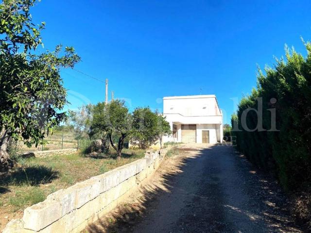 Villa in vendita a Sannicola LE