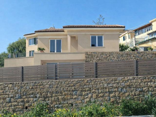 Villa in vendita a Sanremo