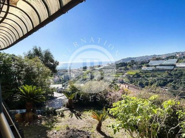Villa in vendita a Sanremo