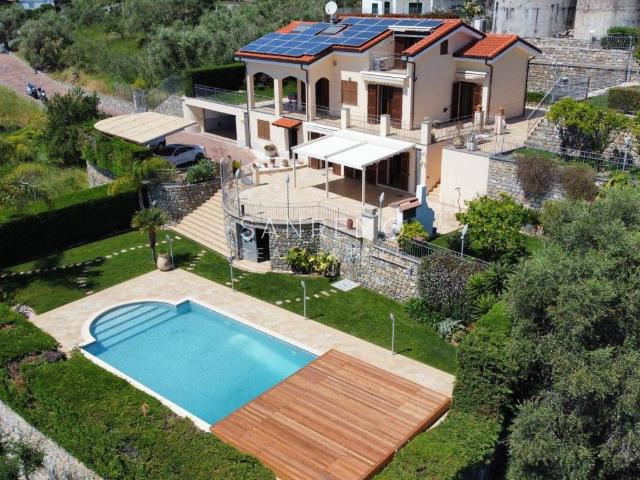 Villa in vendita a Sanremo IM
