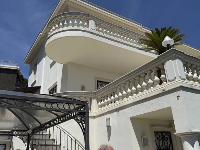 Villa in vendita a Sanremo IM