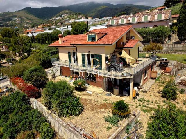 Villa in vendita a Sanremo IM