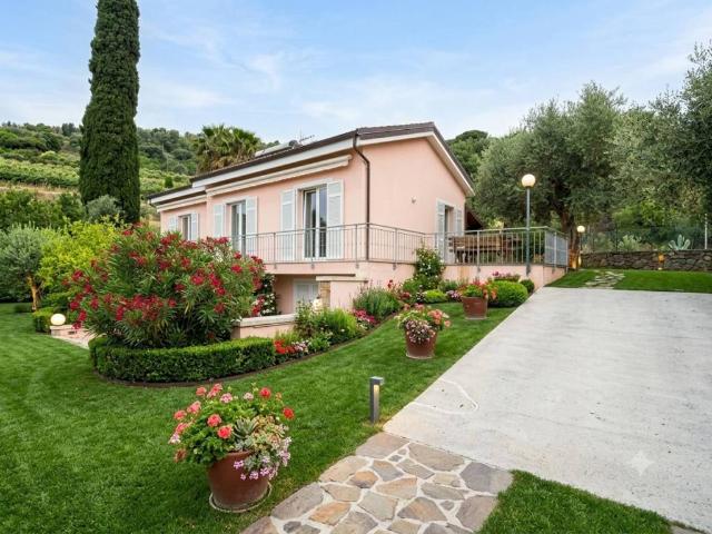 Villa in vendita a Sanremo IM