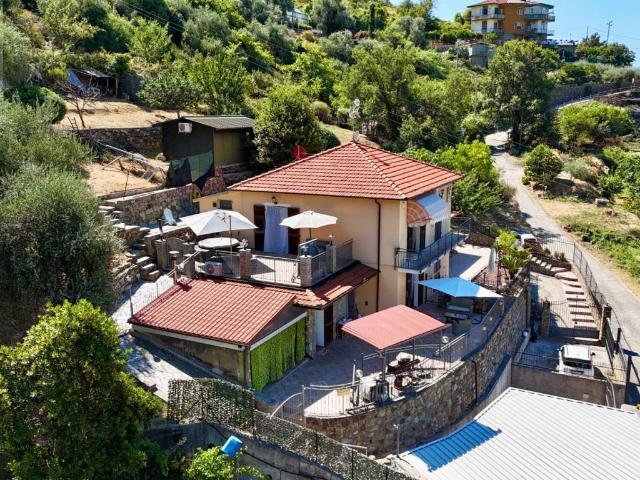 Villa in vendita a Sanremo IM