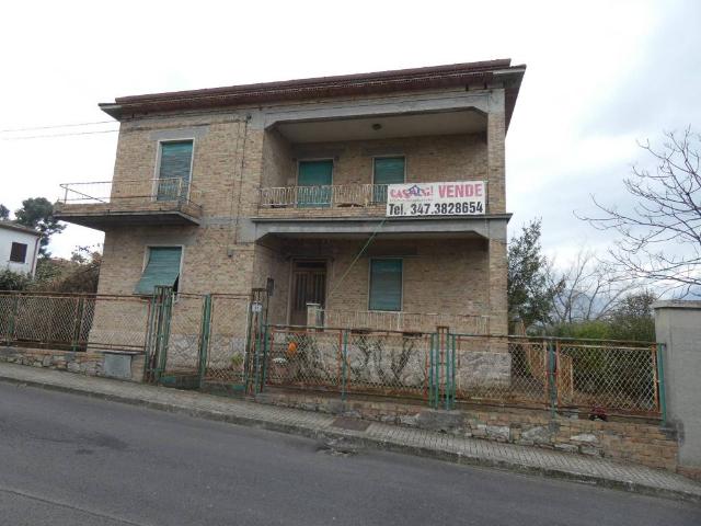 Villa in vendita a Sant'Omero TE