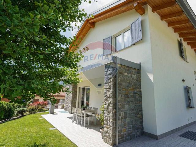 Villa in vendita a Sant'Omobono Terme BG