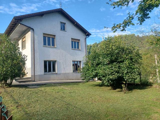 Villa in vendita a Sant'Omobono Terme BG