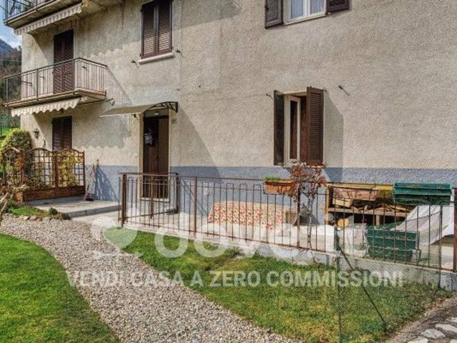 Villa in vendita a Santa Brigida