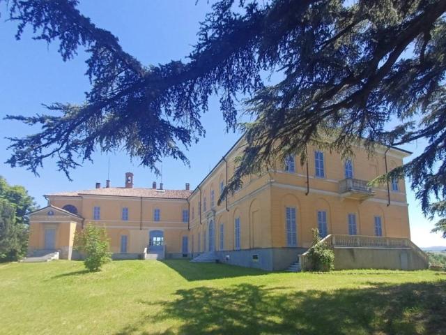 Villa in vendita a Santa Giuletta PV