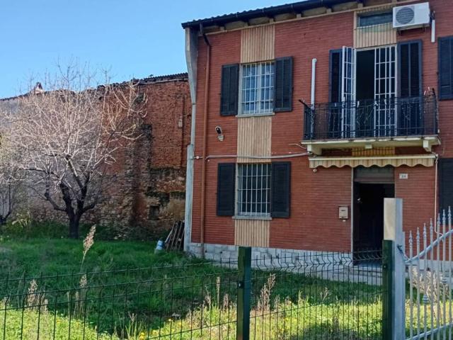 Villa in vendita a Santa Giuletta PV