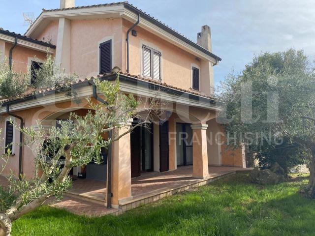 Villa in vendita a Santa Giusta