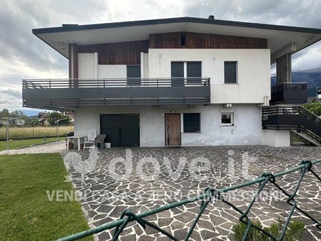 Villa in vendita a Santa Giustina BL