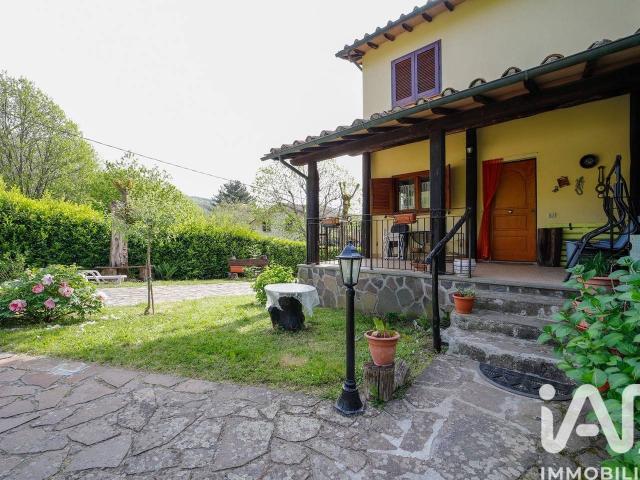 Villa in vendita a Santa Fiora